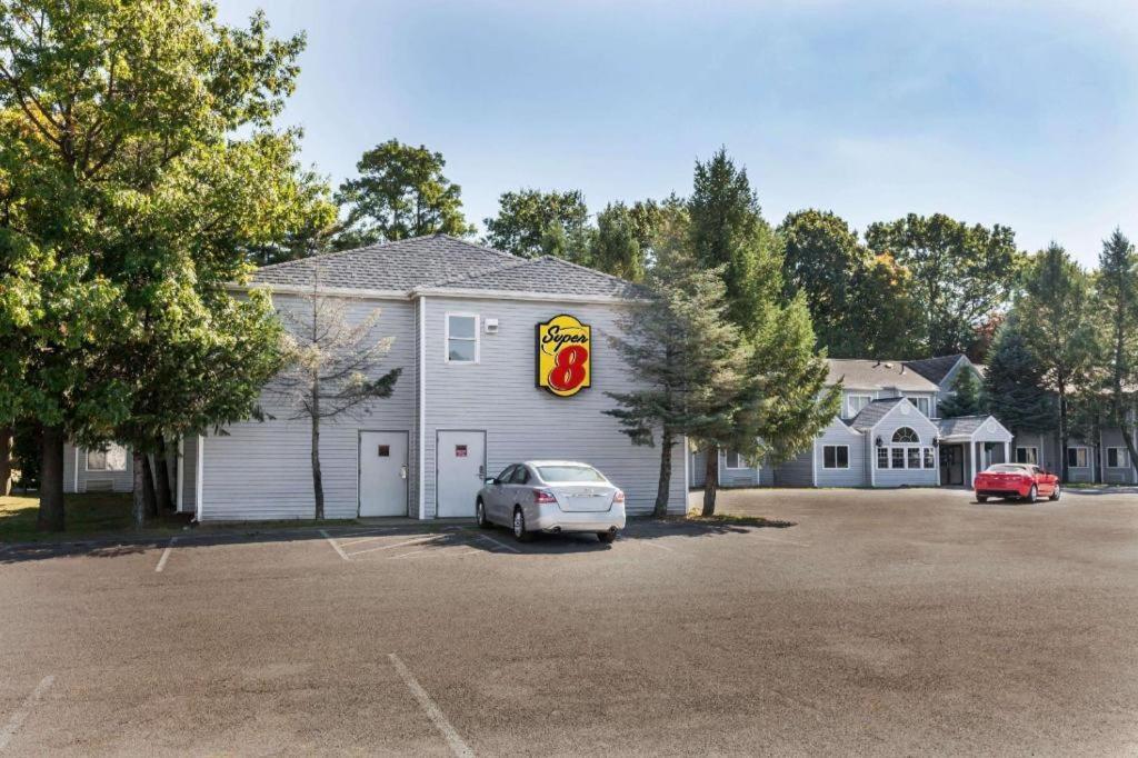 Super 8 By Wyndham Schenectady - Albany Area Hotel Bagian luar foto