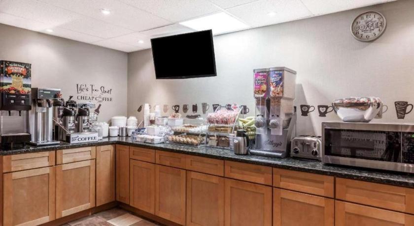 Super 8 By Wyndham Schenectady - Albany Area Hotel Bagian luar foto