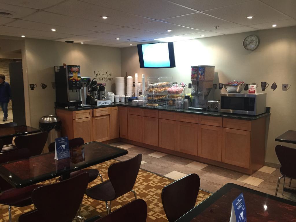 Super 8 By Wyndham Schenectady - Albany Area Hotel Bagian luar foto